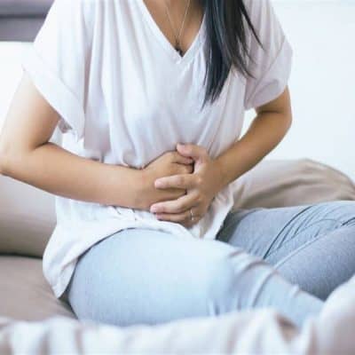 بعض الاعشاب الطبيعية التي تفيد الفتاة في التخلص من الام الدورة الشهرية