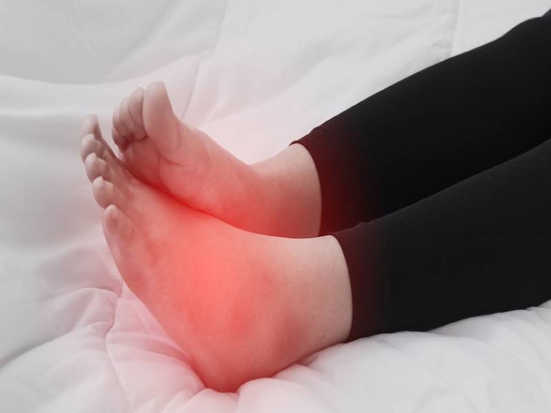 تورم القدمين بعد الولادة أسبابه وعلاجه ميديكال واي medicalway